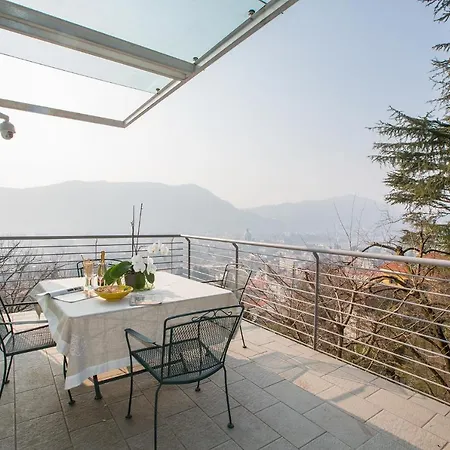 Sleeps 6 Pool